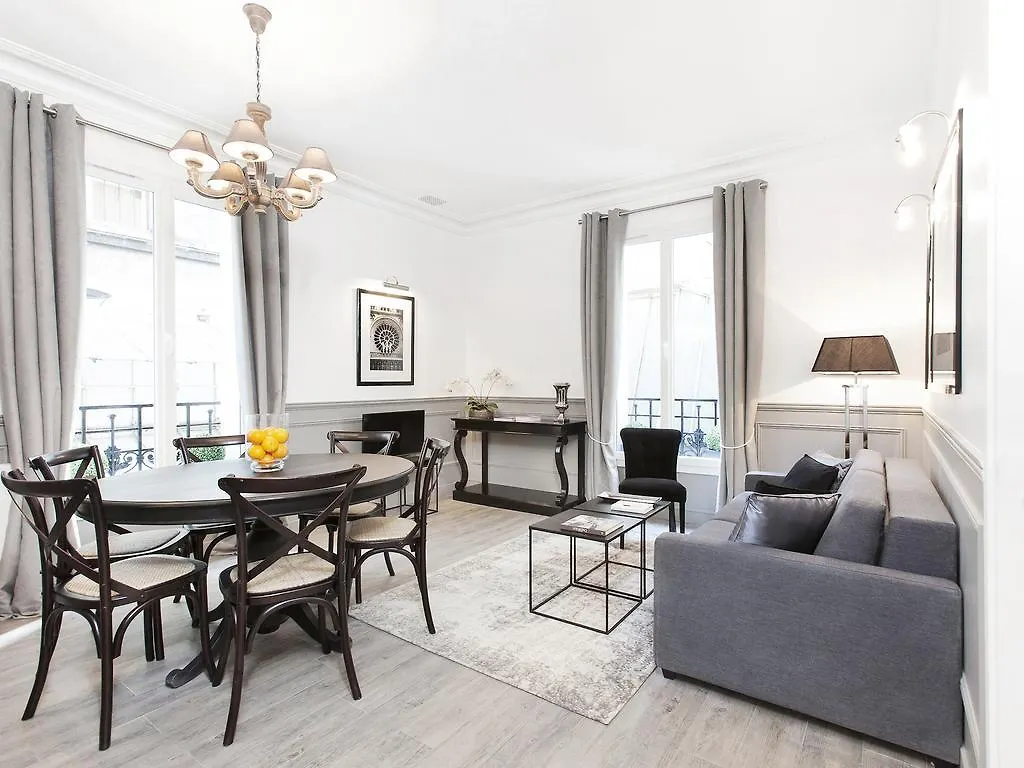 Livinparis - Luxury 2 Bedrooms Grands-boulevards I Paris